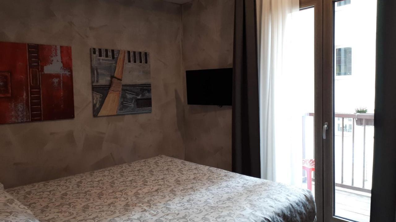 טיראנו Hotel Bed & Rooms , Corte Rossa -1 Min Walk To Bernina Express מראה חיצוני תמונה