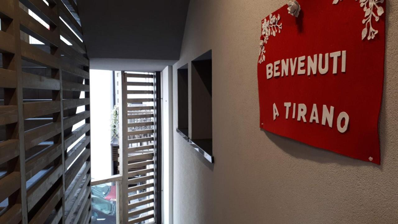 טיראנו Hotel Bed & Rooms , Corte Rossa -1 Min Walk To Bernina Express מראה חיצוני תמונה