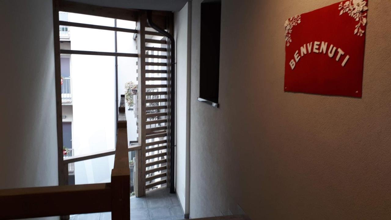 טיראנו Hotel Bed & Rooms , Corte Rossa -1 Min Walk To Bernina Express מראה חיצוני תמונה
