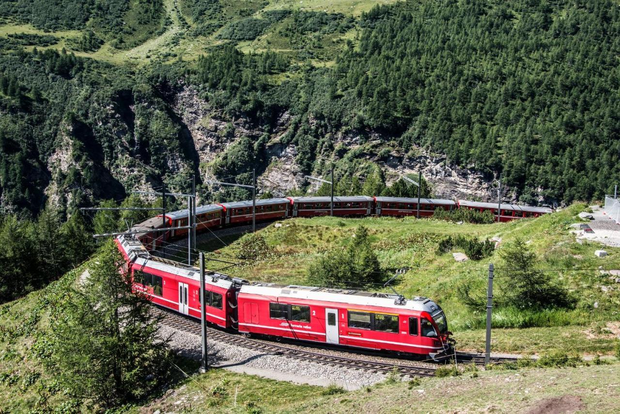 טיראנו Hotel Bed & Rooms , Corte Rossa -1 Min Walk To Bernina Express מראה חיצוני תמונה