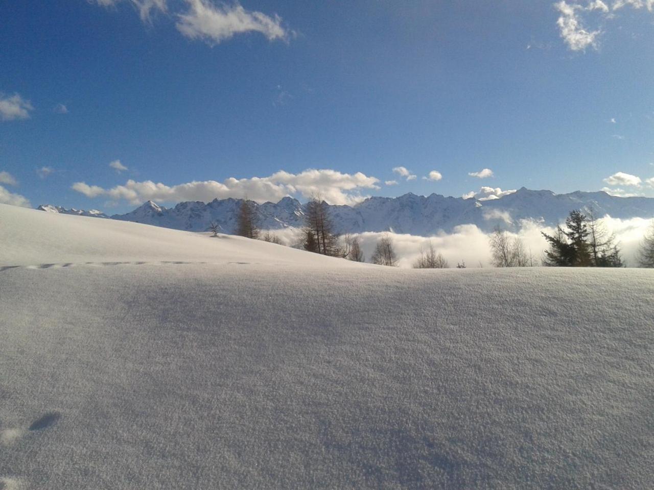 טיראנו Hotel Bed & Rooms , Corte Rossa -1 Min Walk To Bernina Express מראה חיצוני תמונה