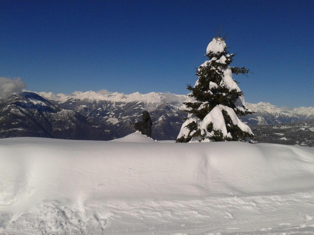 טיראנו Hotel Bed & Rooms , Corte Rossa -1 Min Walk To Bernina Express מראה חיצוני תמונה